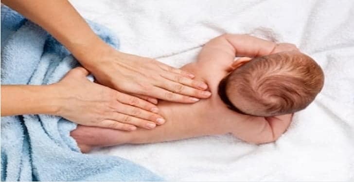 Bebeklere masaj nasıl yapılır
